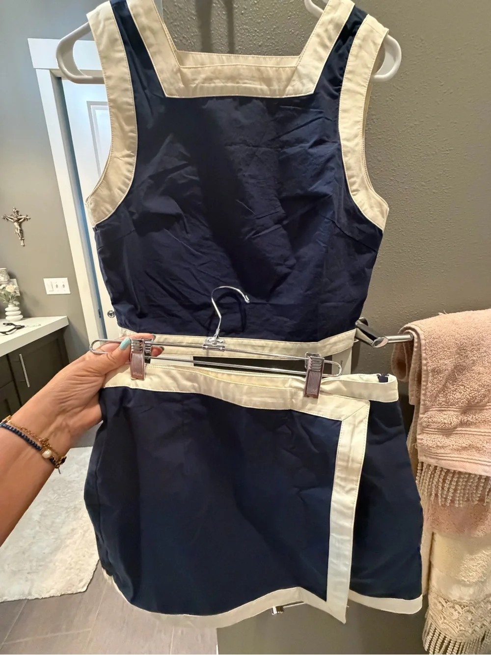 Commense Navy and Cream Cropped Skirt Set - Picture 2 of 7